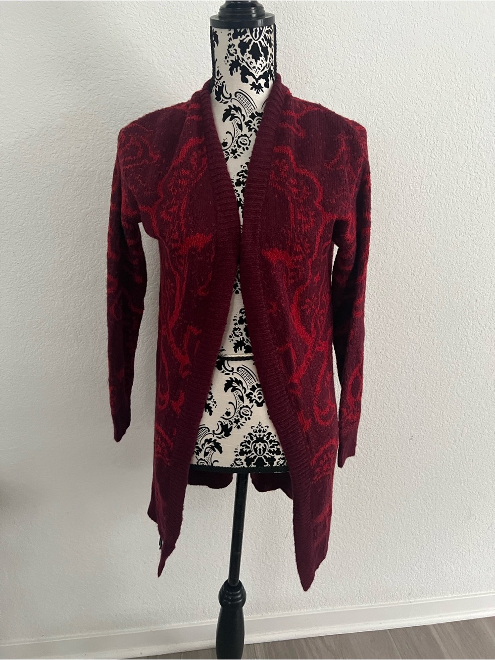 NWT Knox Rose Burgundy Red Bouclé Open Front Long Cardigan Sweater XS Boho Cozy
